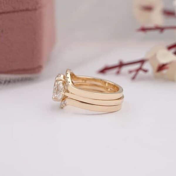Oval Shape Lab Diamond Bridal Ring Set